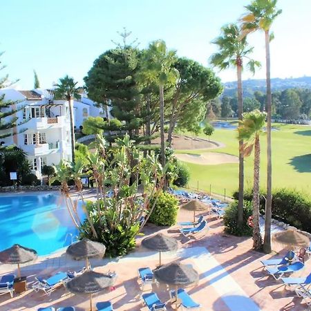 Stylish One Bed Apartment At Matchroom Country Club Fuengirola Exterior photo