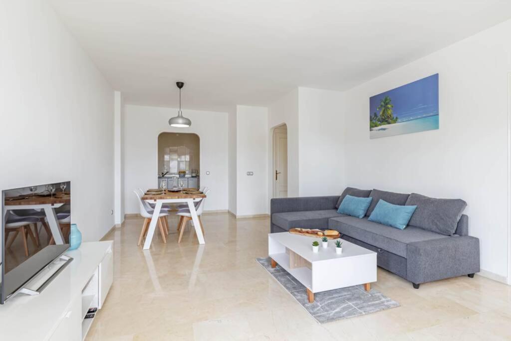 Stylish One Bed Apartment At Matchroom Country Club Fuengirola Exterior photo